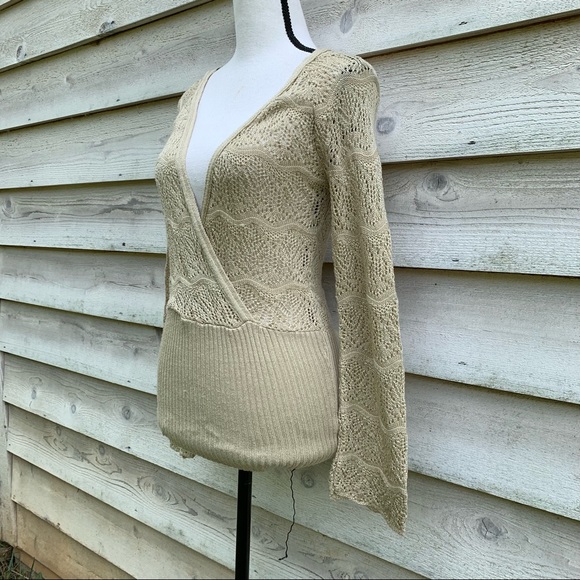 Vintage 90s Oatmeal Beige Crochet Cable Knit Long Sleeve V-Neck Pullover Sweater - Picture 3 of 16